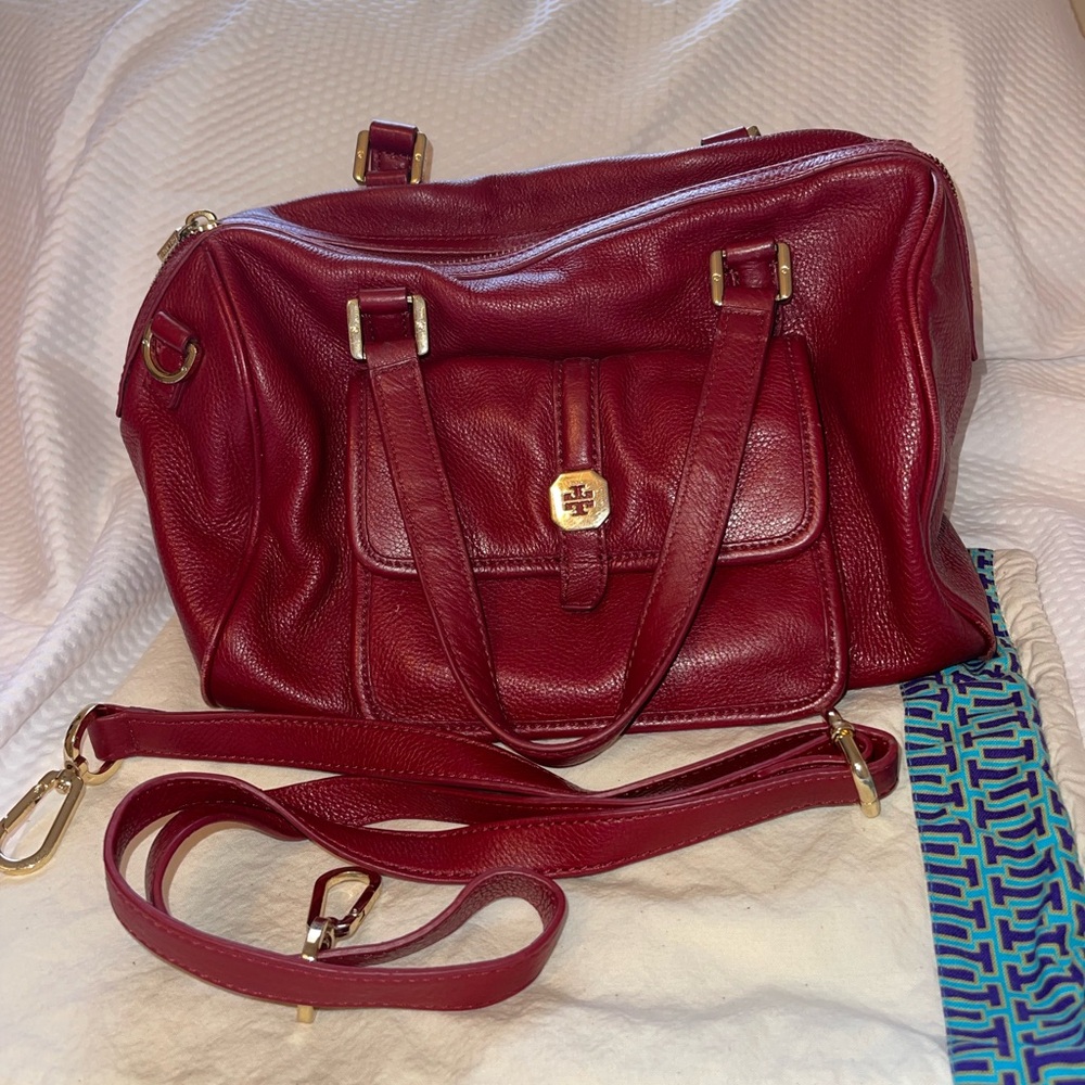 Tory Burch vintage red purse - great condition.